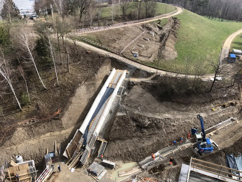 The Park – Erholungsraum Butzenbüel Zürich Flughafen Baustelle aus der Luftperspektive